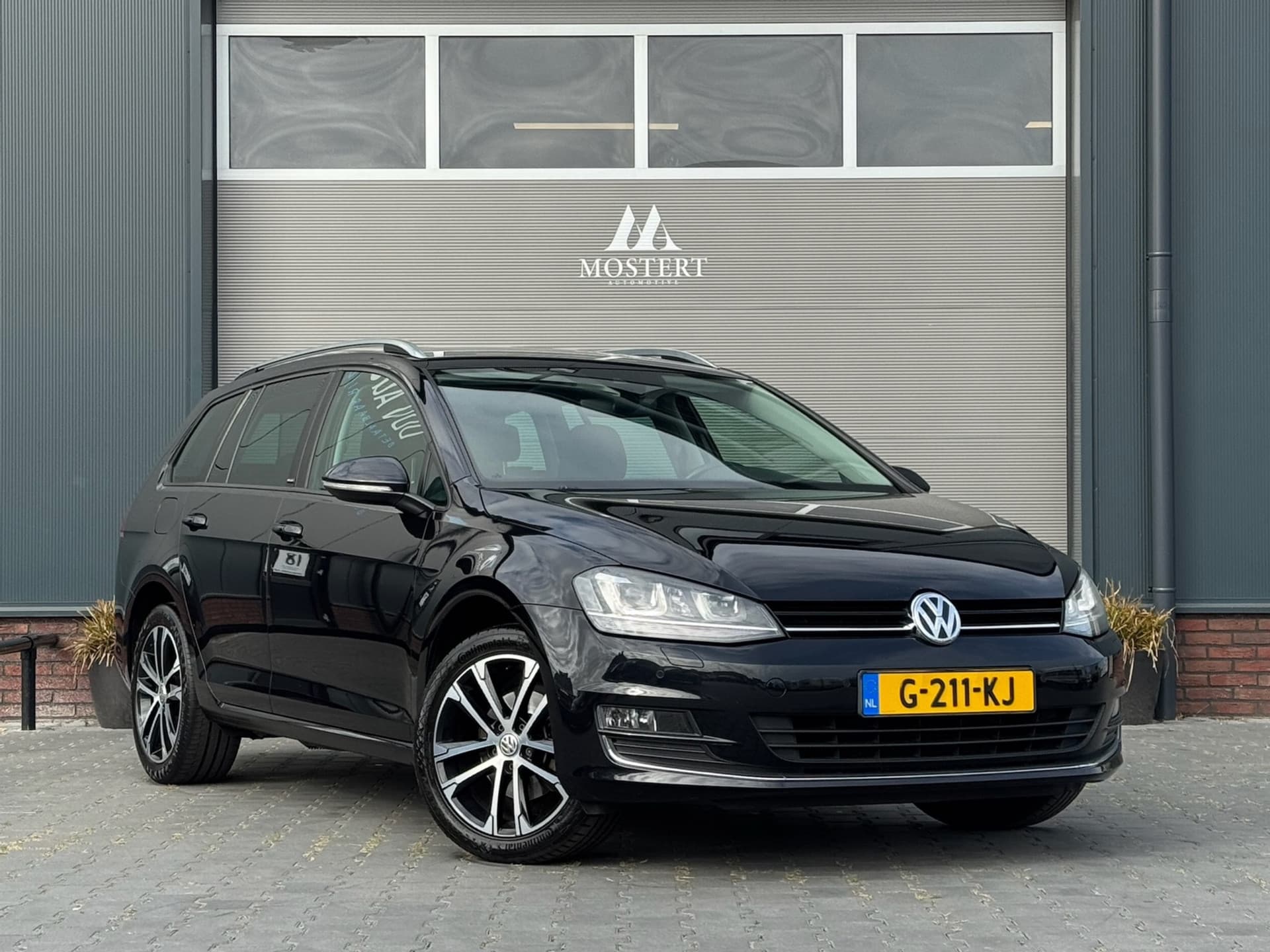 VolkswagenGOLF Variant